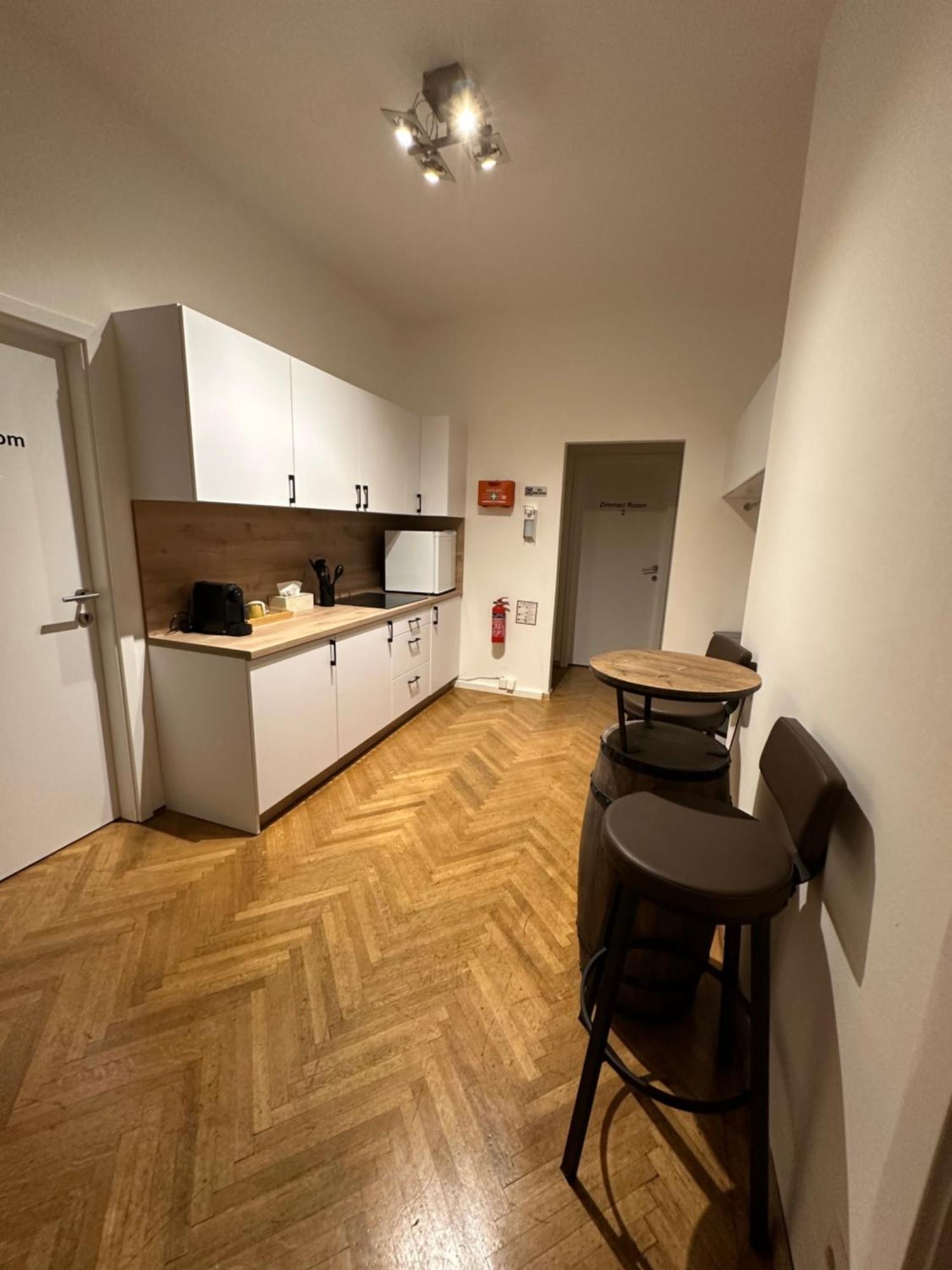 Datri Petite 1 - 3 Vienna