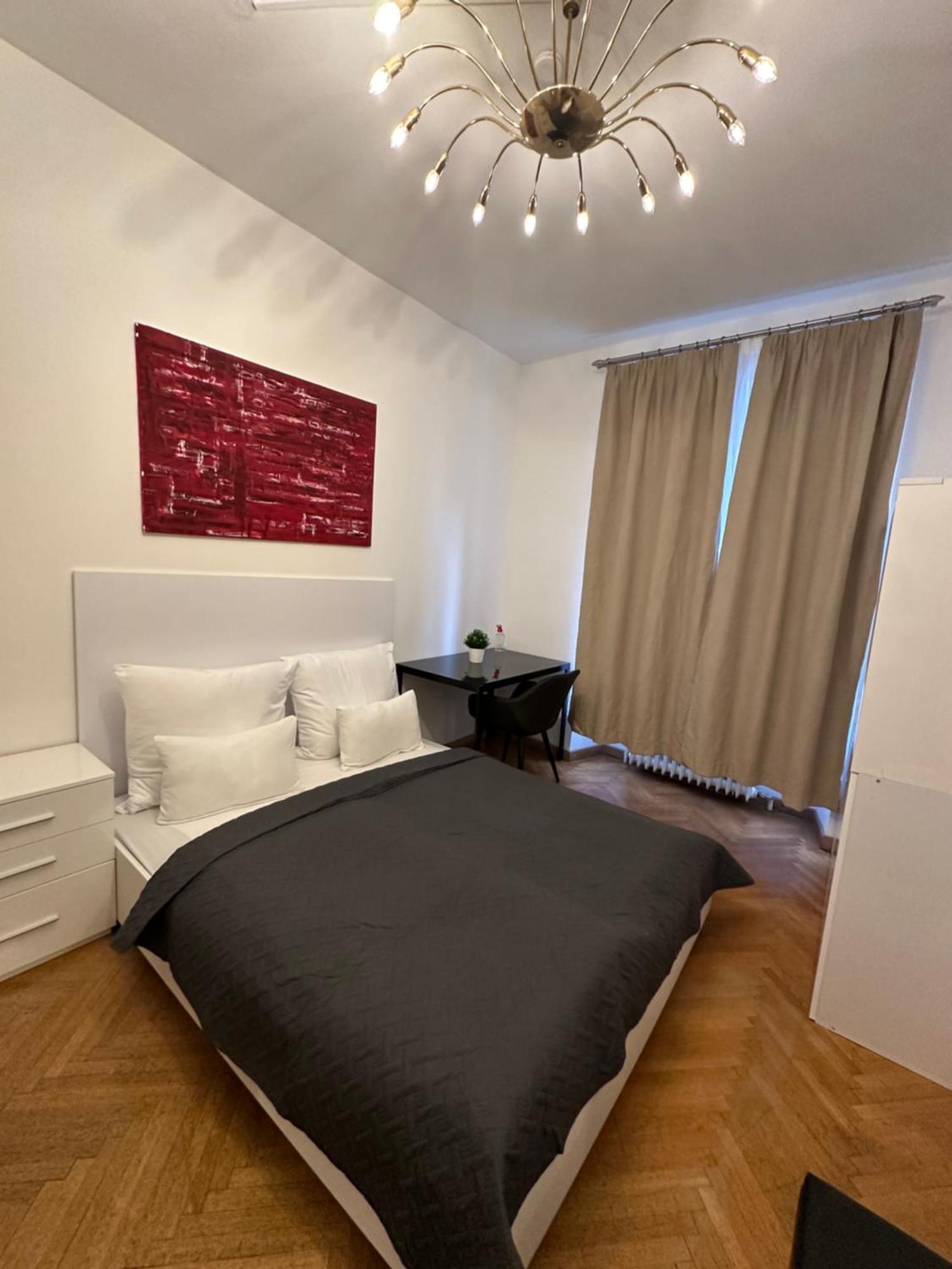 Datri Petite 1 - 3 Guest house